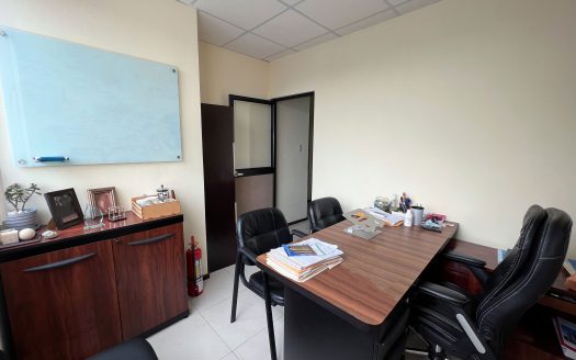 Oficina 204 – Edificio Vista al parque